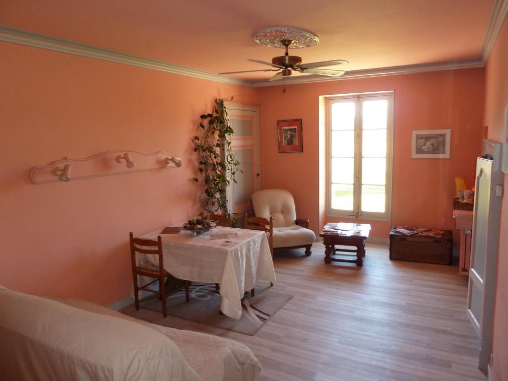 Chateau De Lacaze Lagarrigue  외부 사진